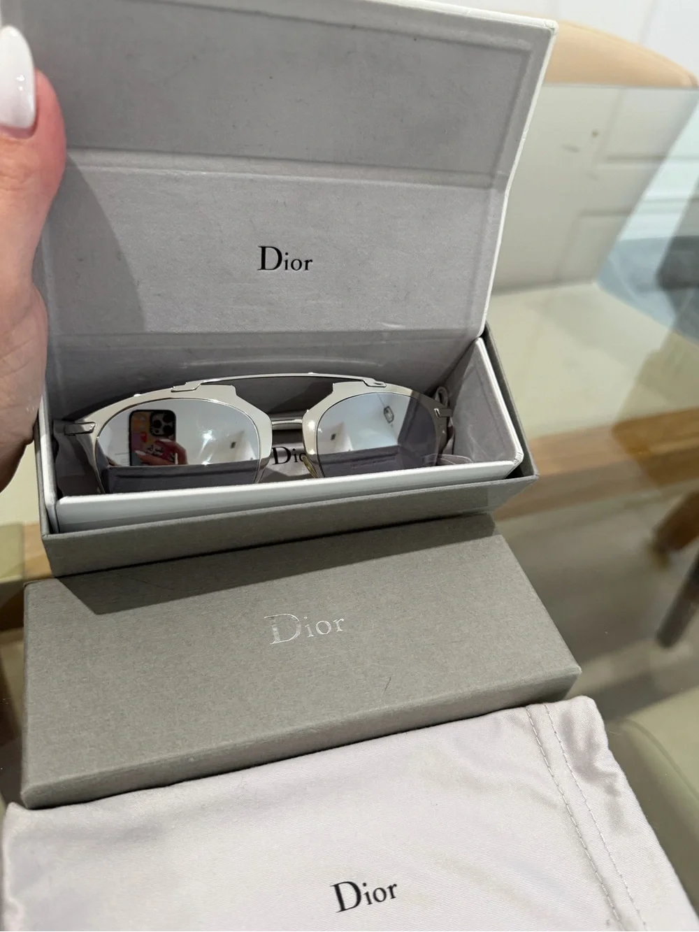 Dior contemporary pilot